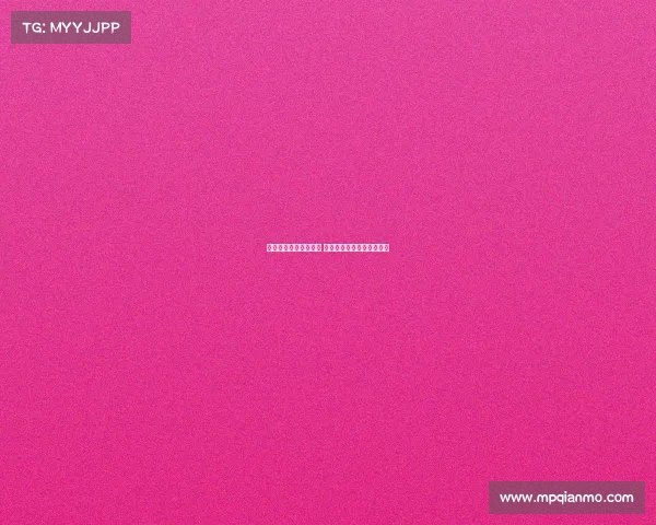 雷雨突袭赛场赛事中断 观众等待复赛时刻紧张万分 雷雨突袭赛场赛事中断 观众等待复赛时刻紧张万分